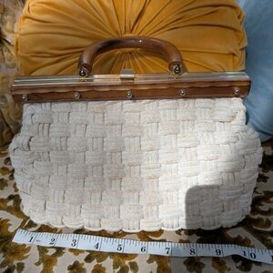 Elegant Cream Woven Handbag 👜